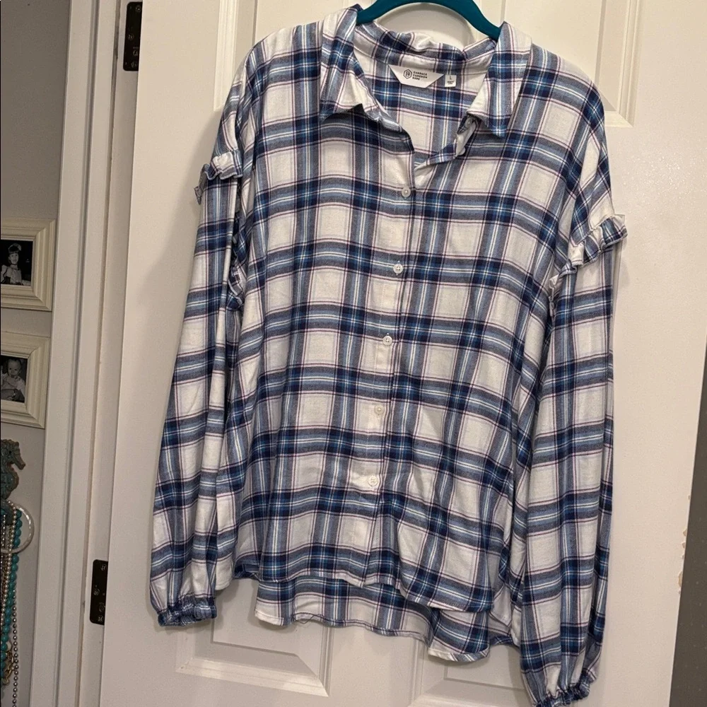 Feminine Flannel top - Picture 3 of 8